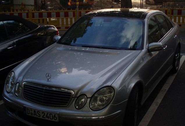 Mercedes-Benz E 55 AMG