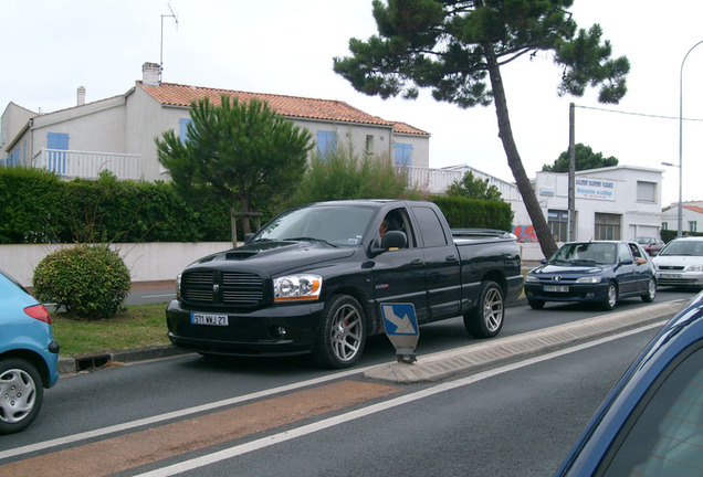 Dodge RAM SRT-10 Quad-Cab