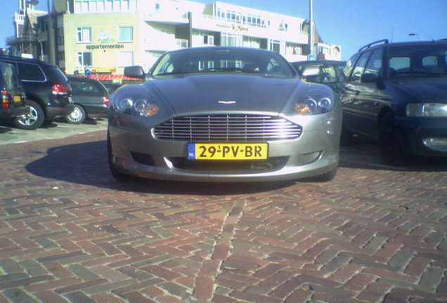 Aston Martin DB9