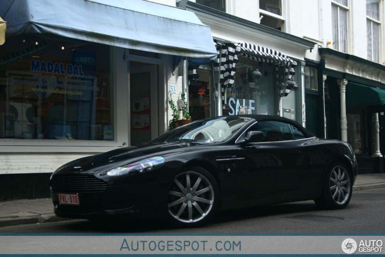 Aston Martin DB9 Volante