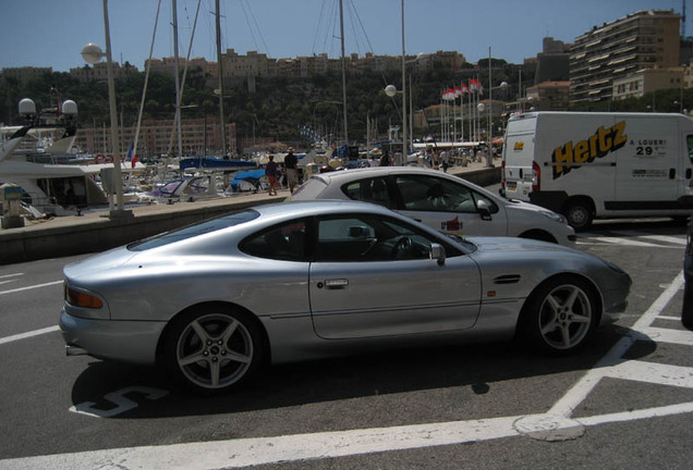 Aston Martin DB7