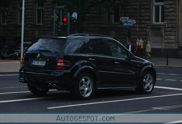 Mercedes-Benz ML 63 AMG W164