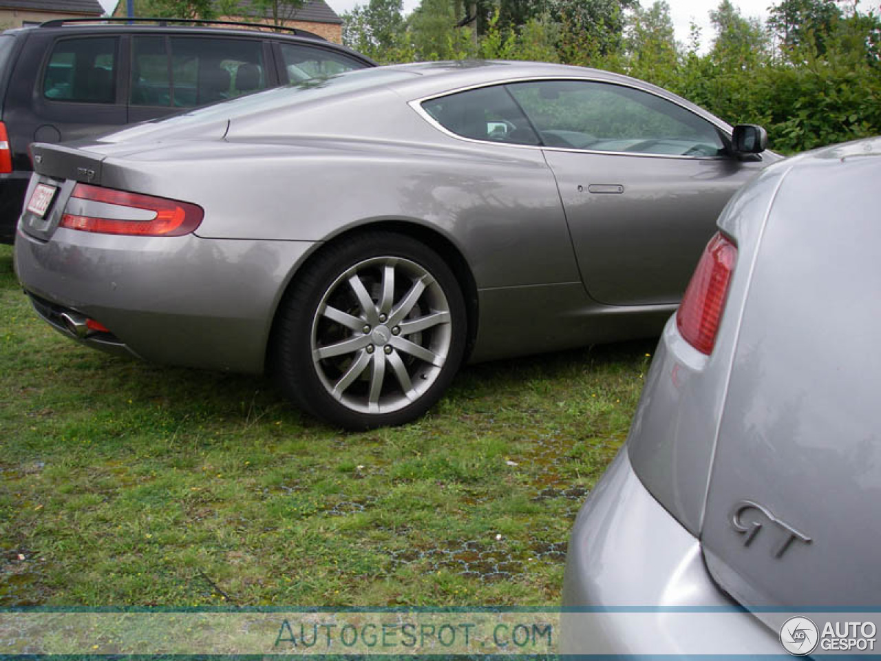 Aston Martin DB9