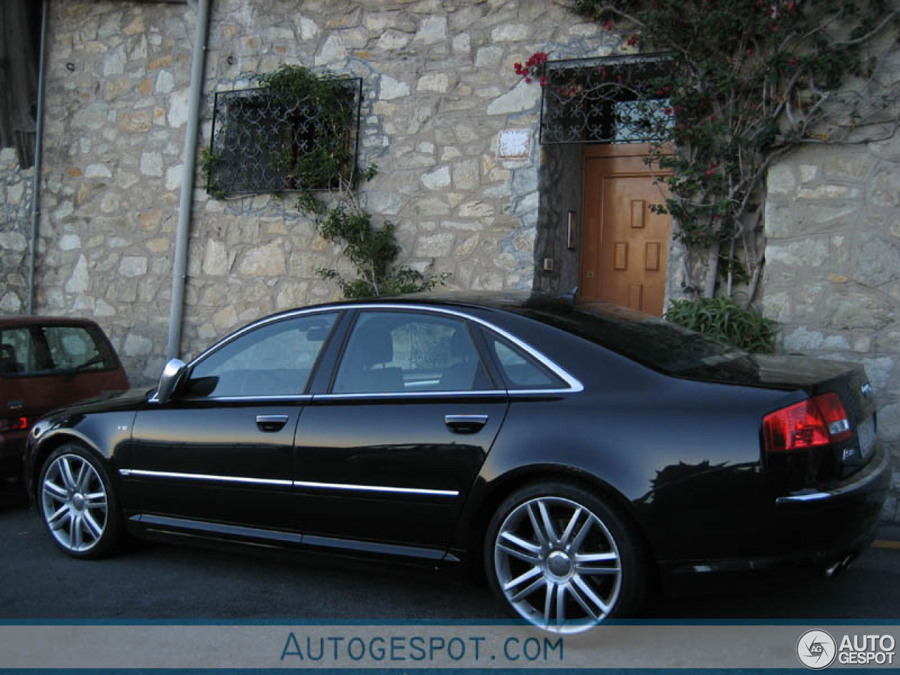 Audi S8 D3