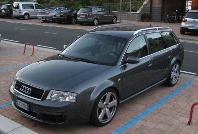 Audi RS6 Avant C5