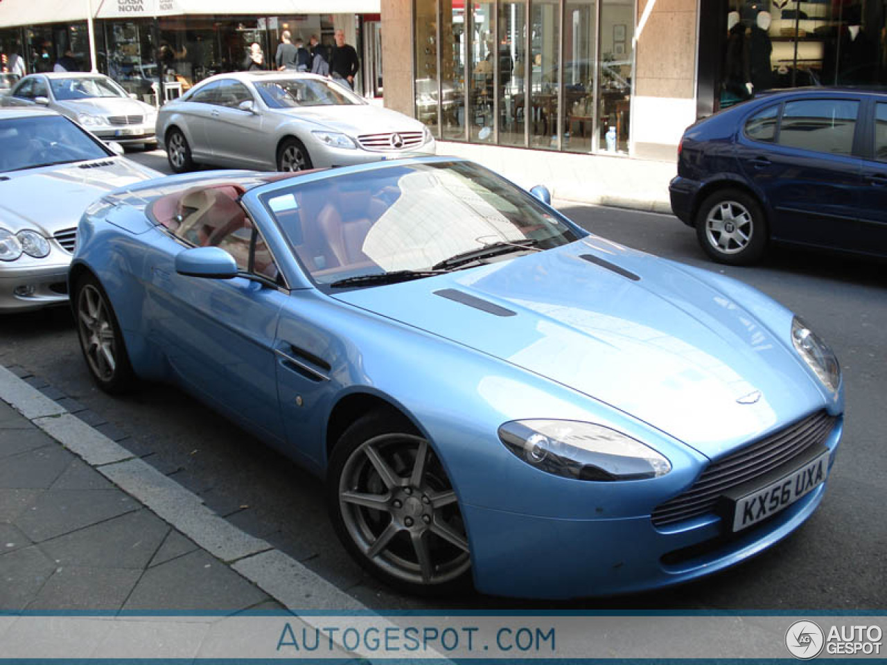 Aston Martin V8 Vantage Roadster