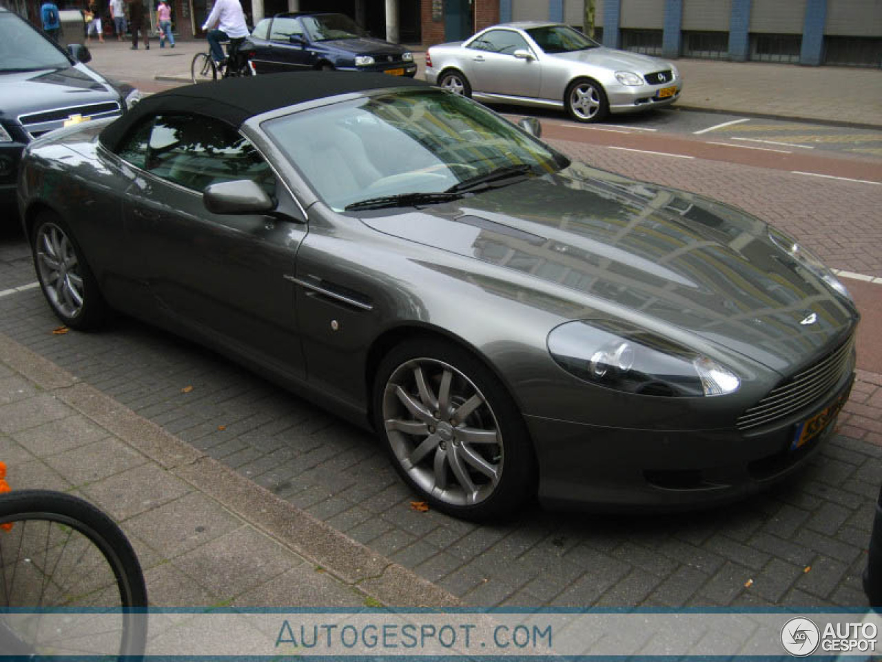 Aston Martin DB9 Volante