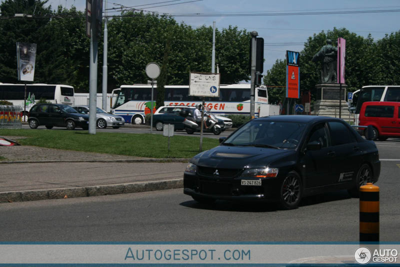 Mitsubishi Lancer Evolution IX