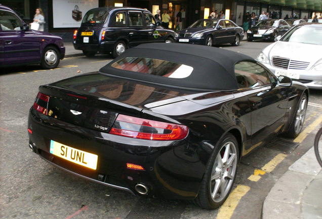 Aston Martin V8 Vantage Roadster