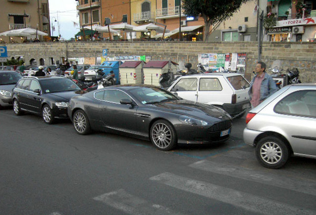 Aston Martin DB9