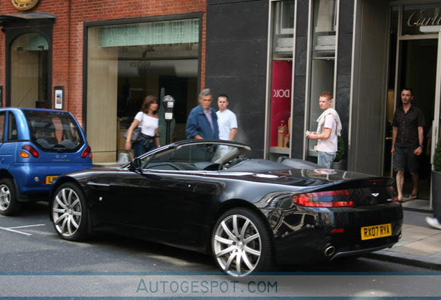 Aston Martin V8 Vantage Roadster