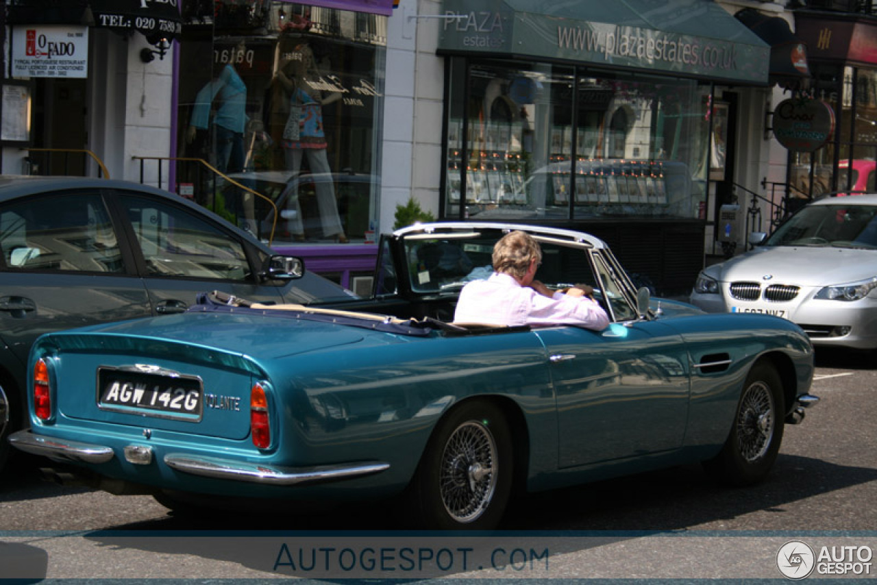 Aston Martin DB6 Volante