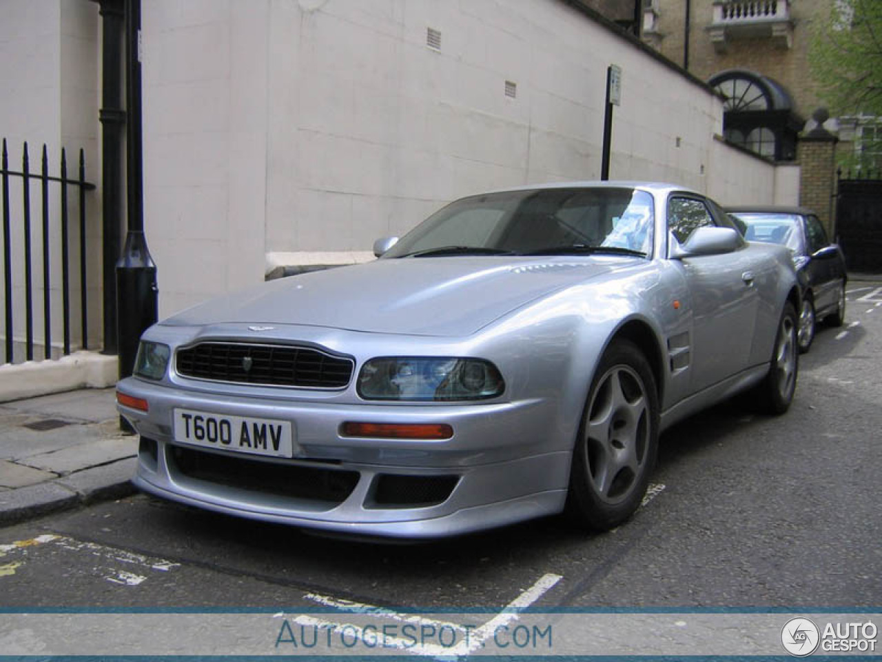 Aston Martin V8 Vantage V600