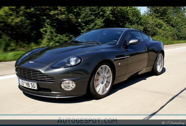 Aston Martin Vanquish S