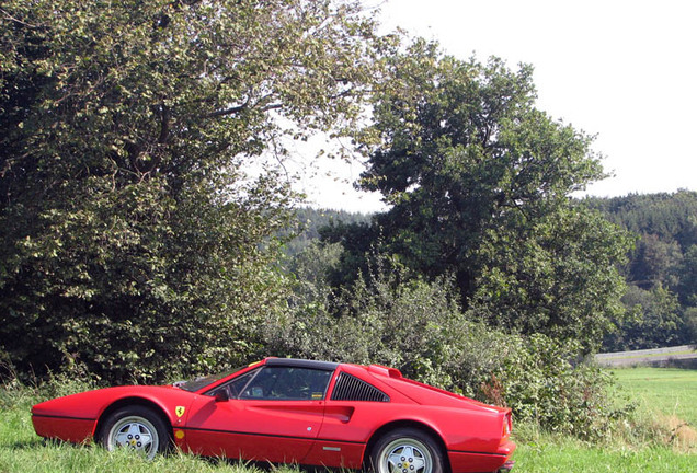 Ferrari 328 GTS