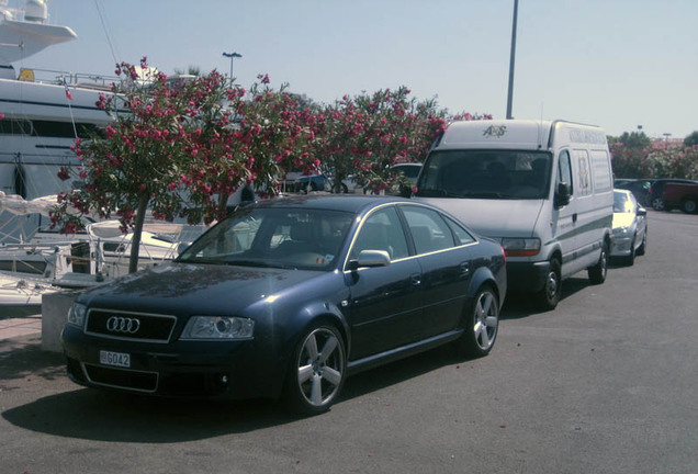 Audi RS6 Sedan C5