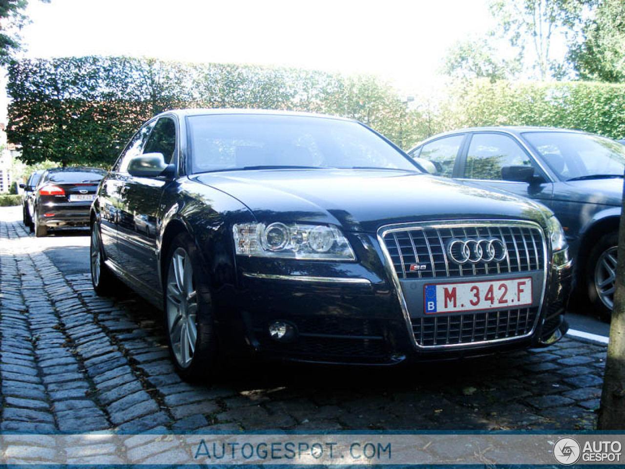 Audi S8 D3