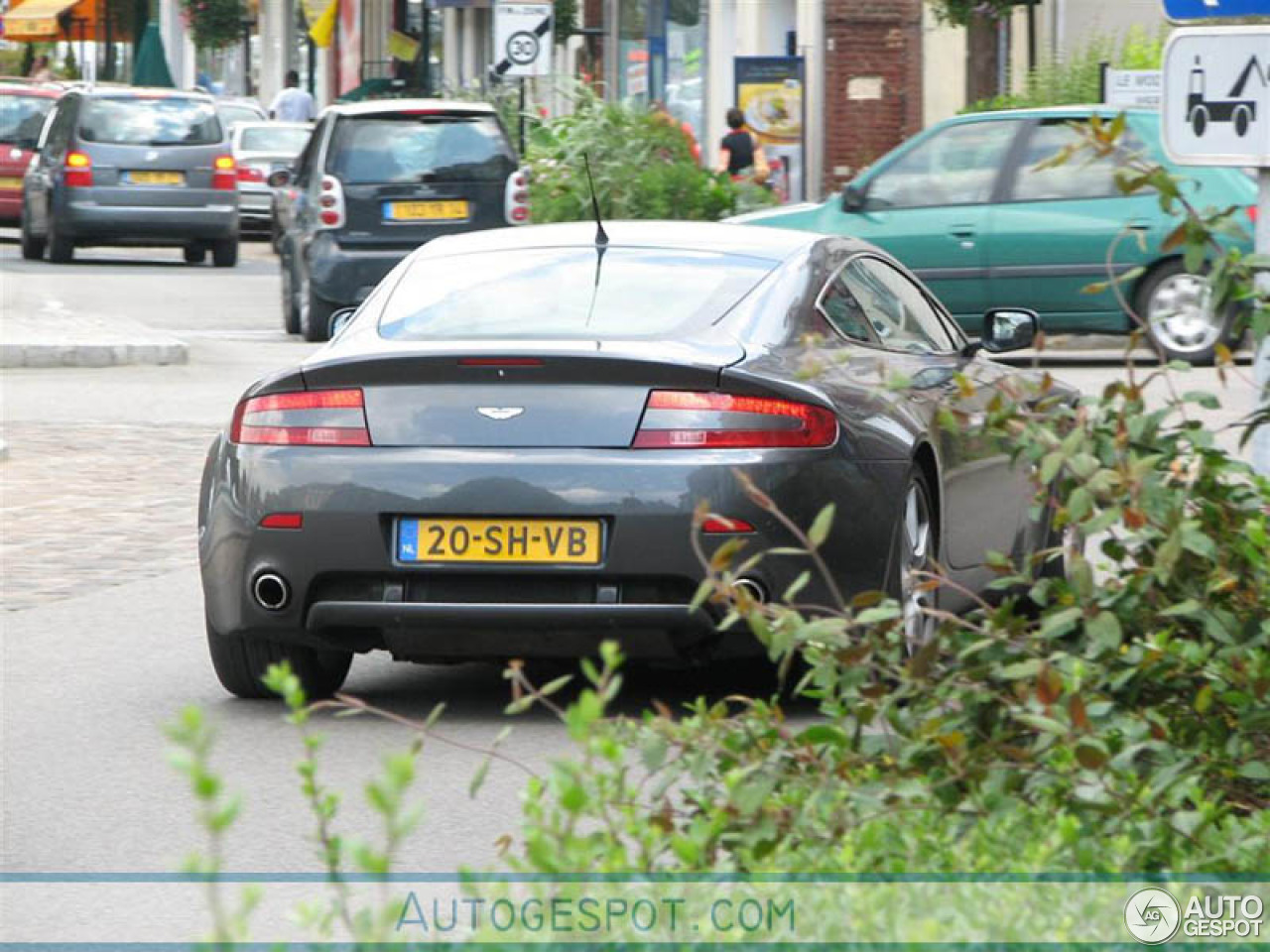 Aston Martin V8 Vantage