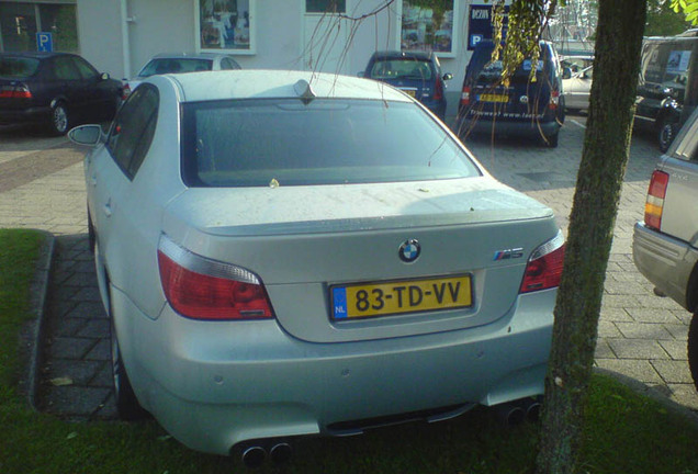 BMW M5 E60 2005