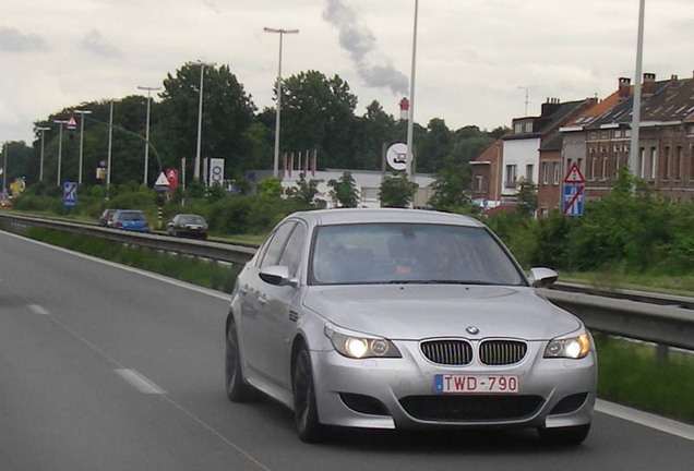 BMW M5 E60 2005