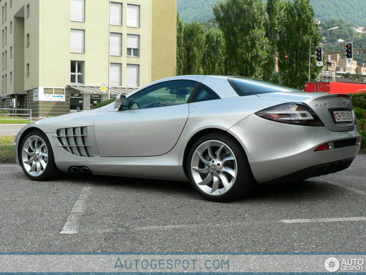 Mercedes-Benz SLR McLaren