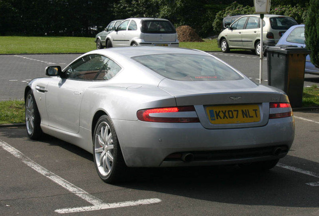 Aston Martin DB9