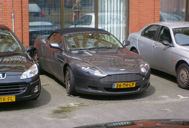 Aston Martin DB9 Volante