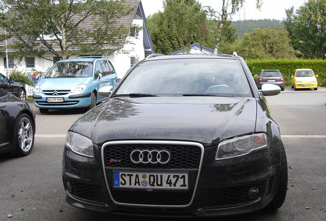 Audi RS4 Avant B7