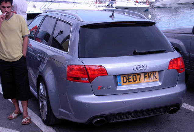 Audi RS4 Avant B7