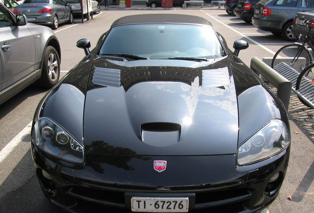 Dodge Viper SRT-10 Roadster 2003