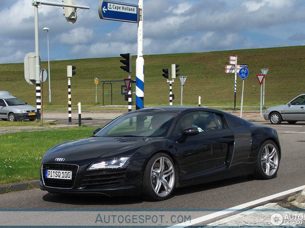 Audi R8