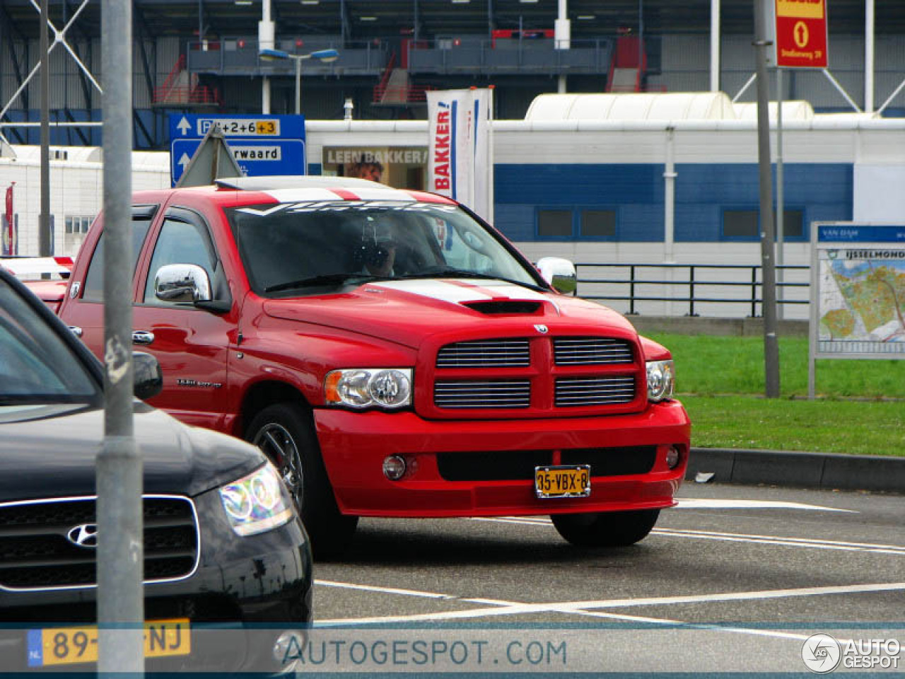 Dodge RAM SRT-10 Quad-Cab