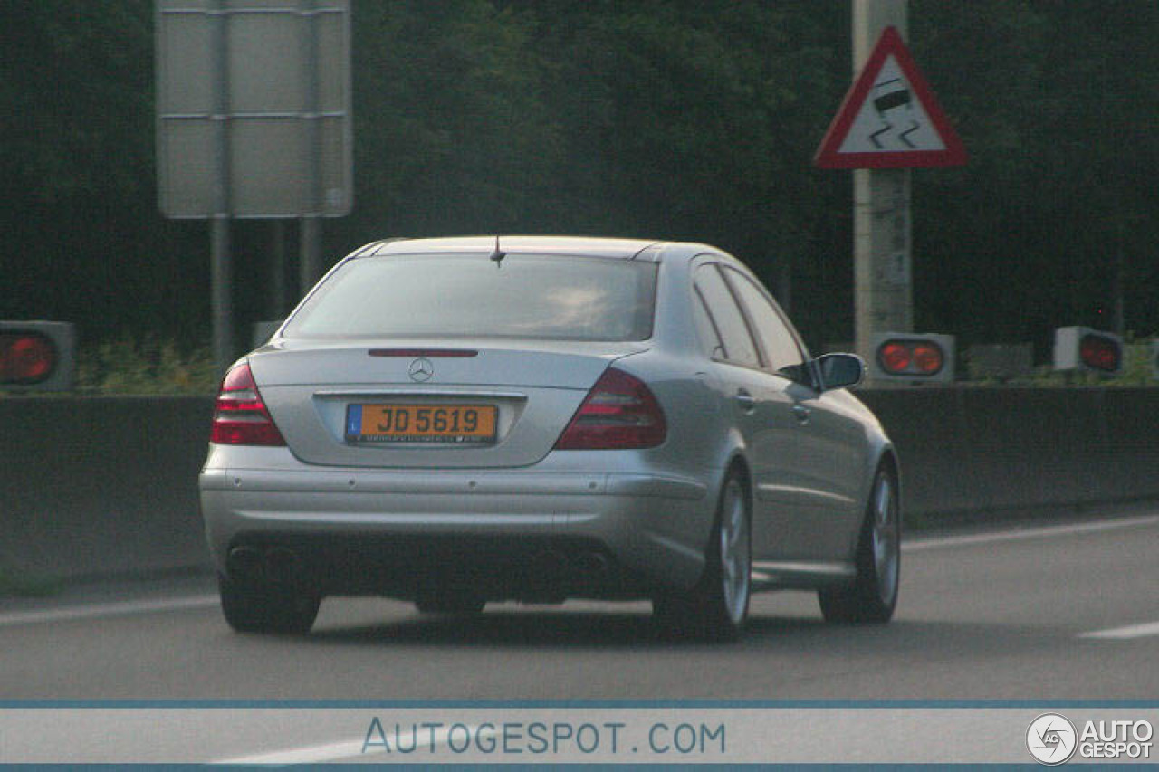 Mercedes-Benz E 55 AMG