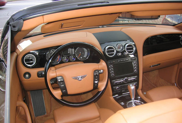 Bentley Continental GTC