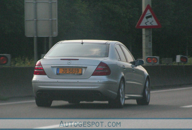 Mercedes-Benz E 55 AMG