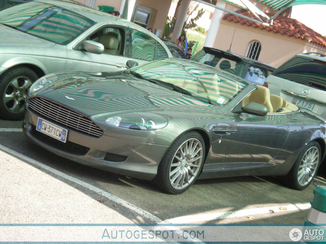 Aston Martin DB9 Volante