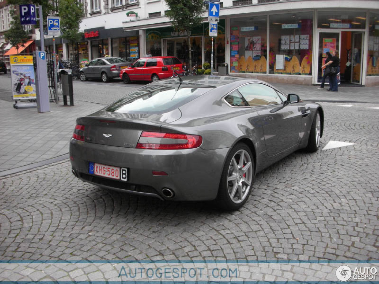 Aston Martin V8 Vantage