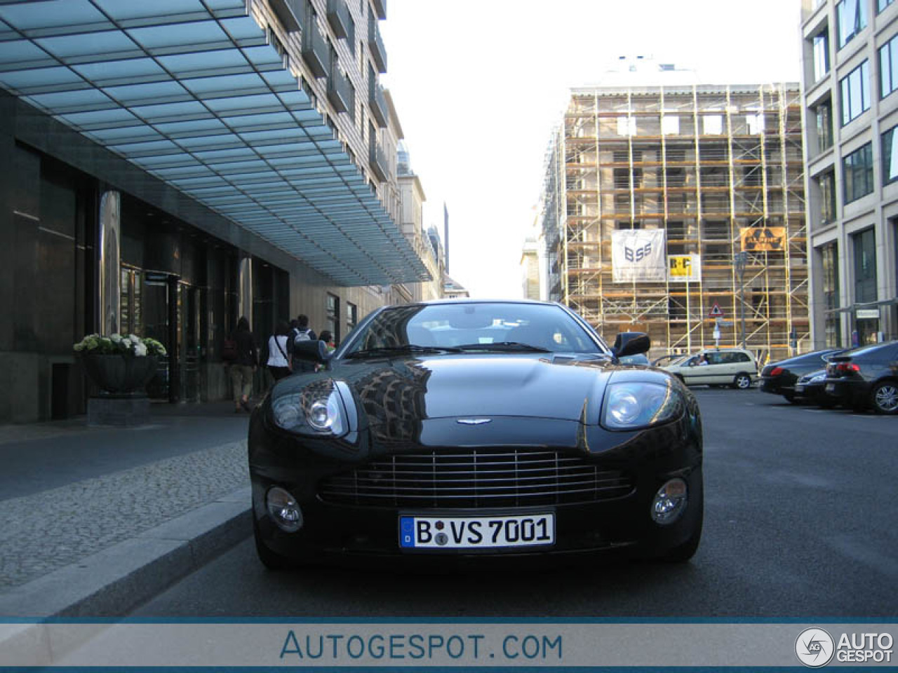 Aston Martin Vanquish S