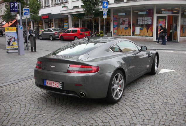 Aston Martin V8 Vantage