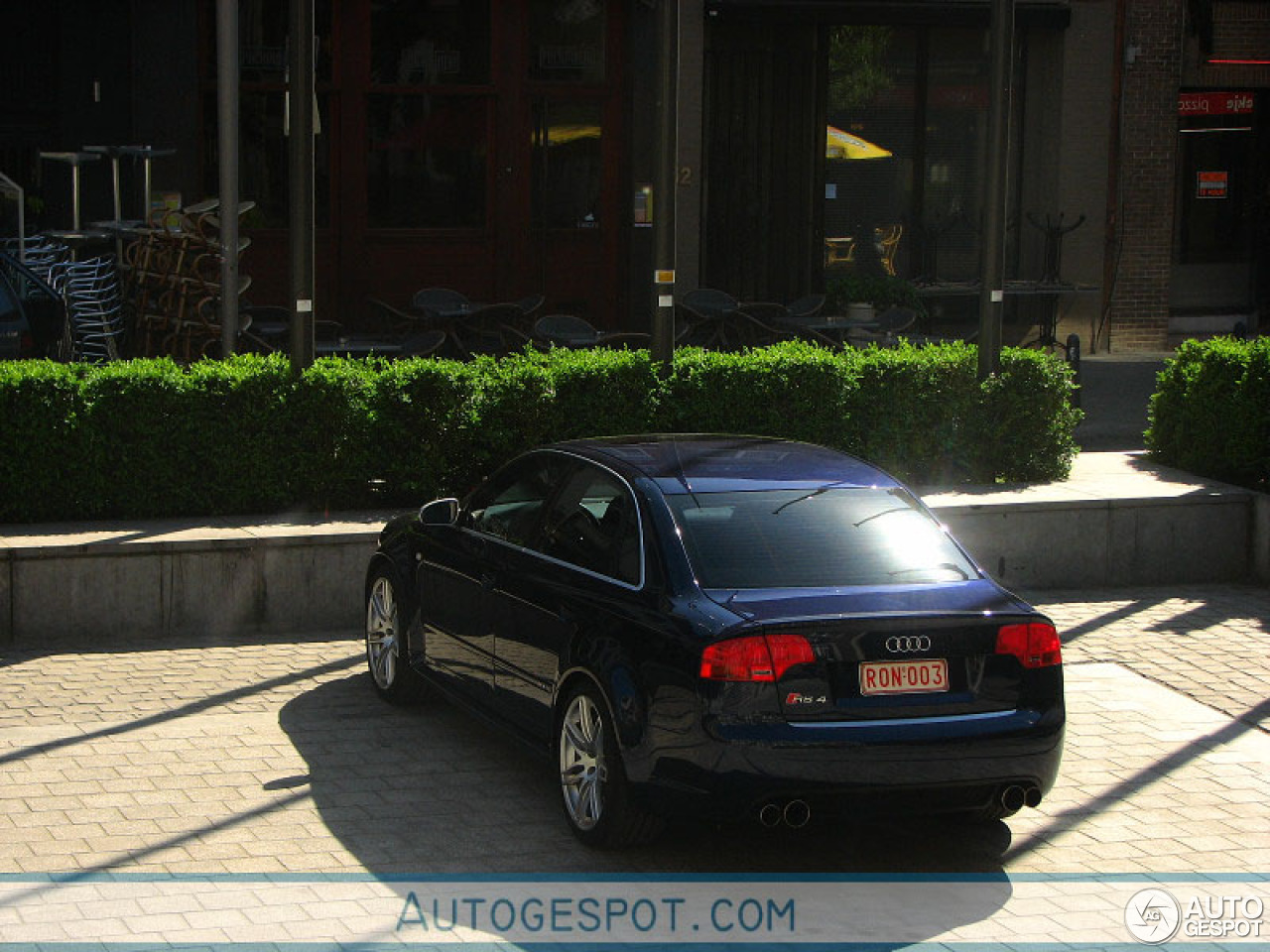 Audi RS4 Sedan