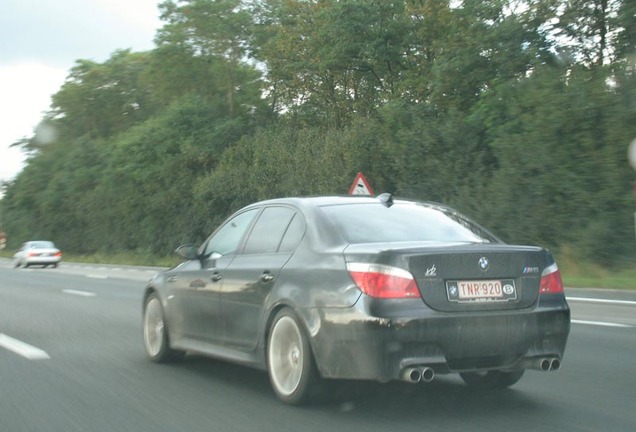 BMW M5 E60 2005