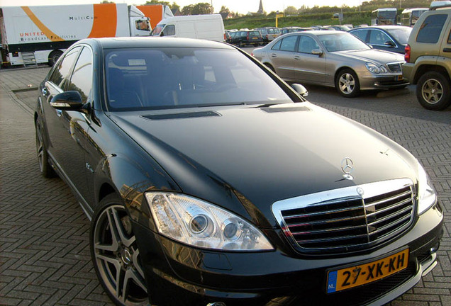 Mercedes-Benz S 63 AMG W221