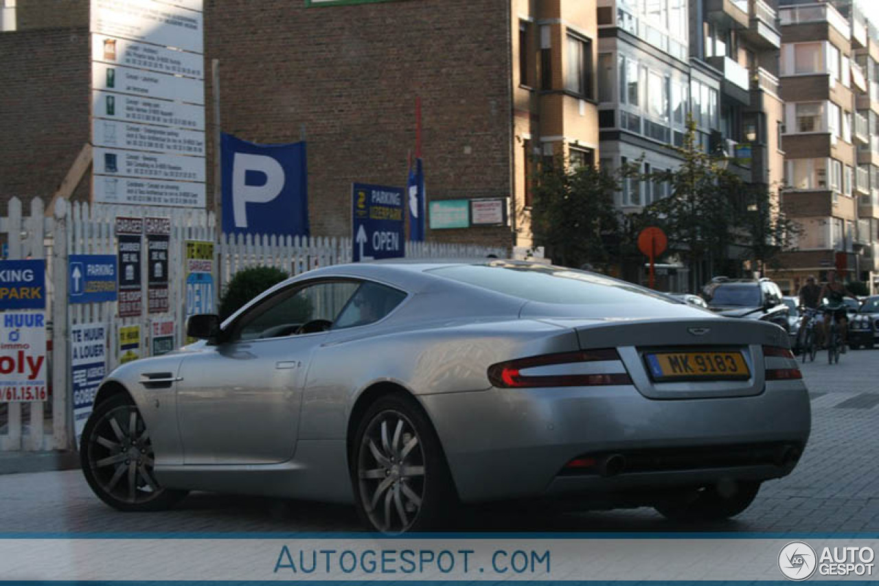 Aston Martin DB9