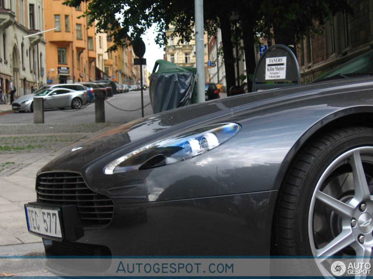 Aston Martin V8 Vantage