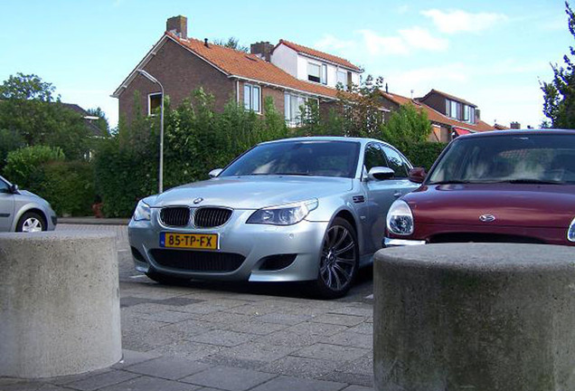 BMW M5 E60 2005