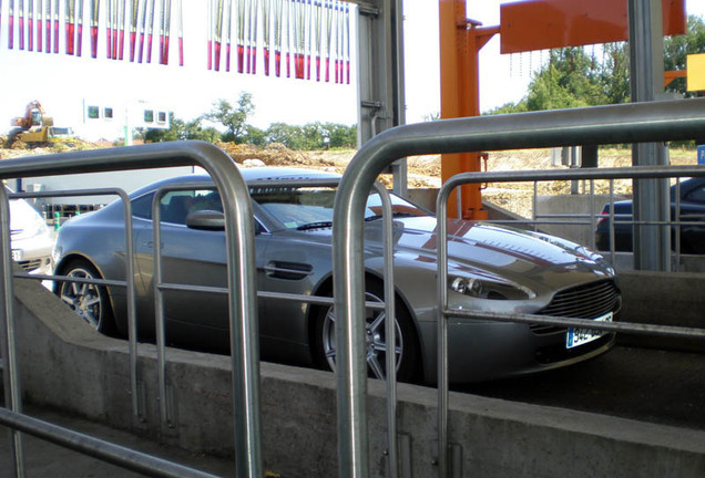 Aston Martin V8 Vantage