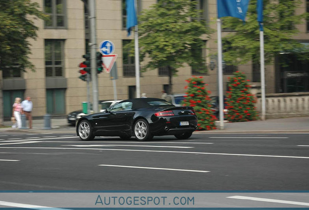 Aston Martin V8 Vantage Roadster