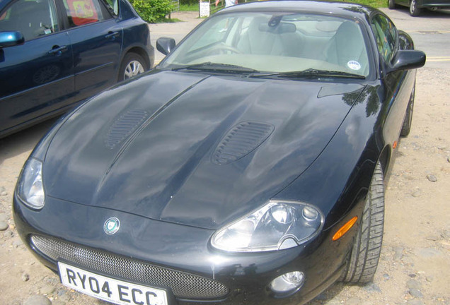 Jaguar XKR