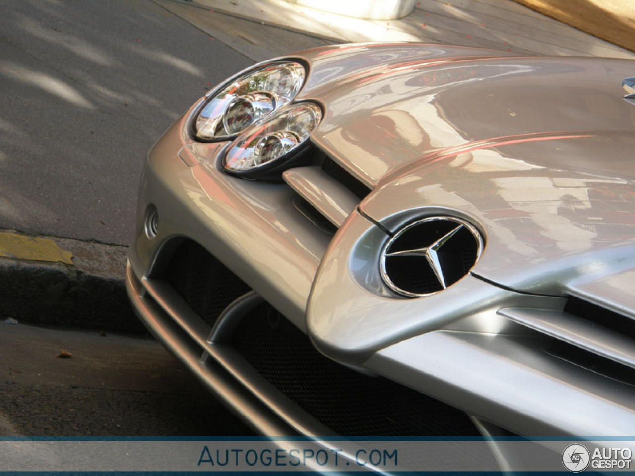 Mercedes-Benz SLR McLaren