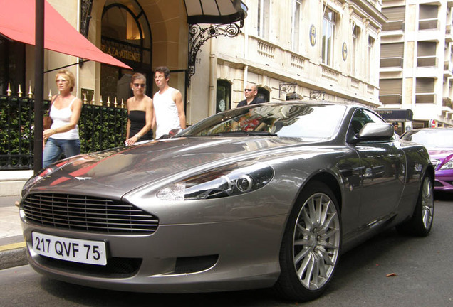 Aston Martin DB9